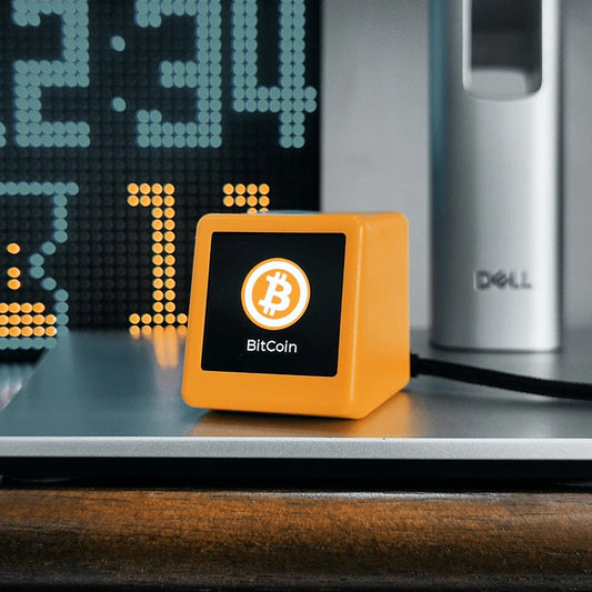 GeekMagic PRO: Rastreador de precios de acciones de criptomonedas