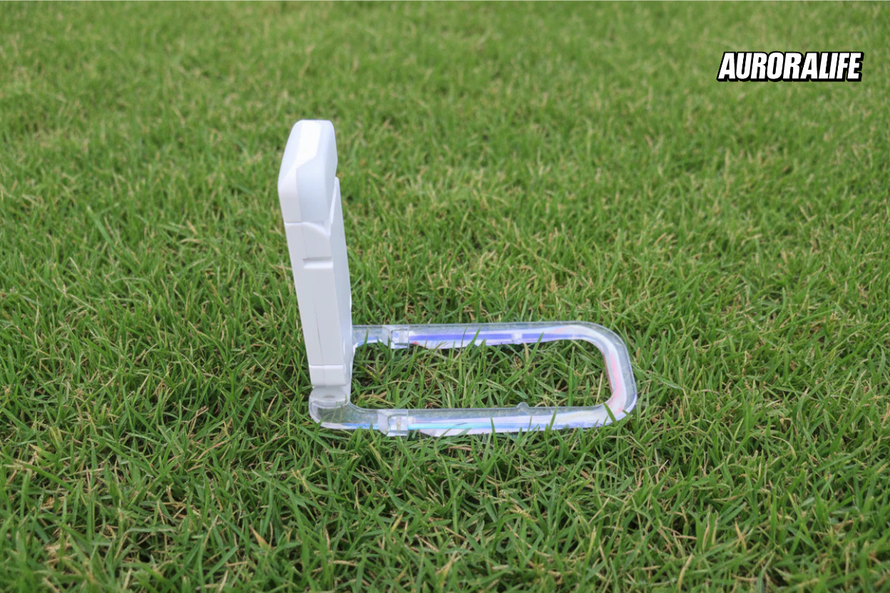 Lumifold™ | Ultra-Portable Reading Light